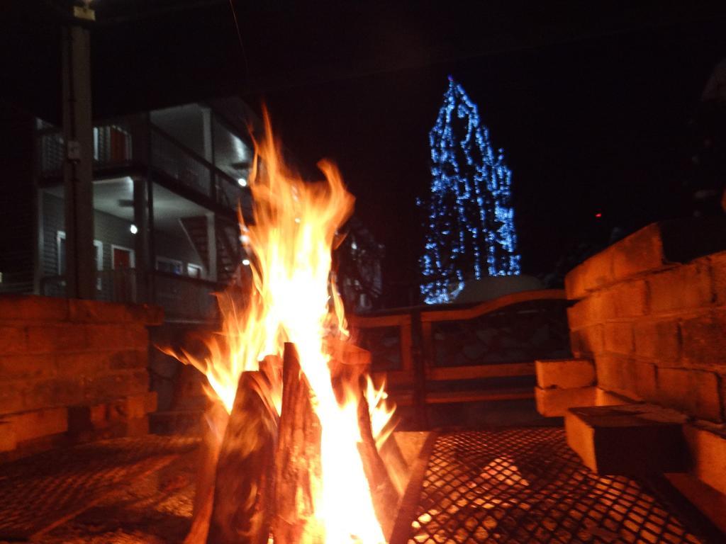 Edelweiss Ski Lodge Элликоттвилл Экстерьер фото